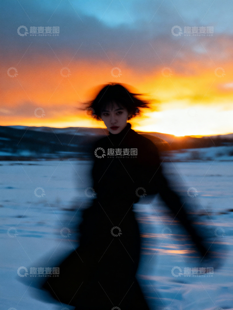 高清大圖下載【趣麥麥圖】-抓拍曼妙模糊的人影及場(chǎng)景6