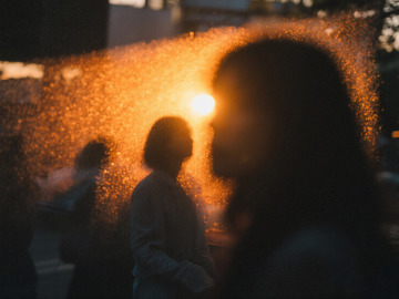 動(dòng)態(tài)美學(xué)情景氛圍感人像1