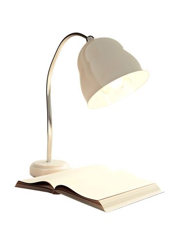 白色台灯与书籍