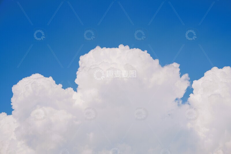 高清大图下载【趣麦麦图】童话   白云  蓝天  蓝天白云  晴空万里  晴天