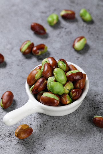 云南保山绿心蚕豆兰花豆零食8