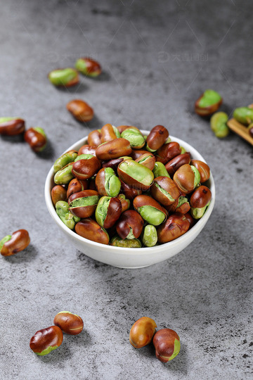 云南保山绿心蚕豆兰花豆零食1