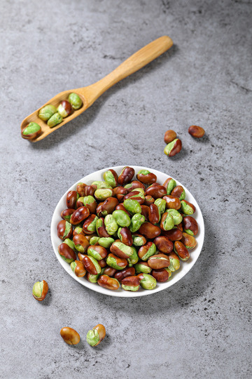 云南保山绿心蚕豆兰花豆零食4