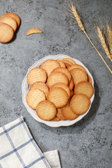 薄脆饼干超薄牛奶饼干2