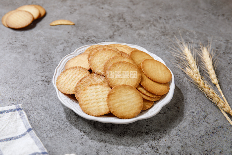 高清大图下载【趣麦麦图】薄脆饼干超薄牛奶饼干4