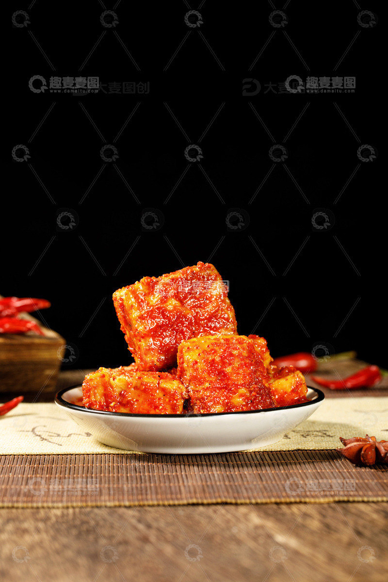 高清大图下载【趣麦麦图】香辣油腐乳霉豆腐一盘