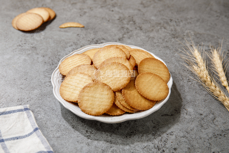 高清大图下载【趣麦麦图】薄脆饼干超薄牛奶饼干1