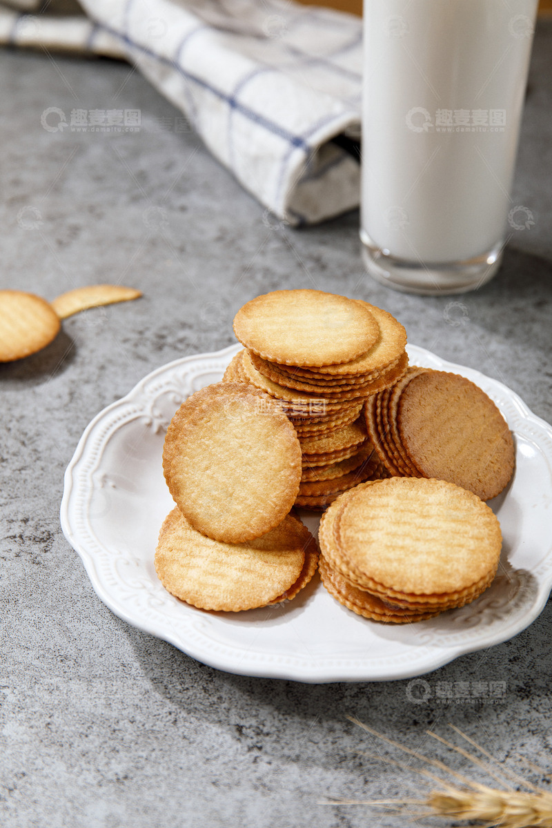 高清大图下载【趣麦麦图】薄脆饼干超薄牛奶饼干5