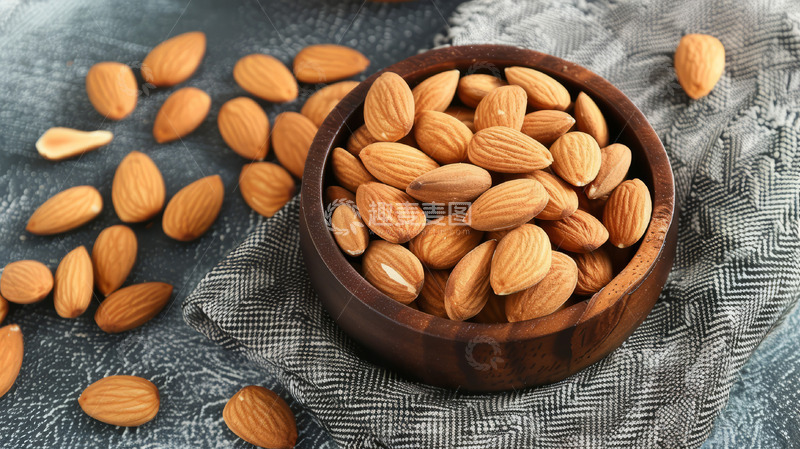 高清大图下载【趣麦麦图】一堆杏仁坚果