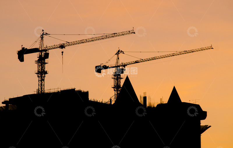 高清大图下载【趣麦麦图】落日下的起重机