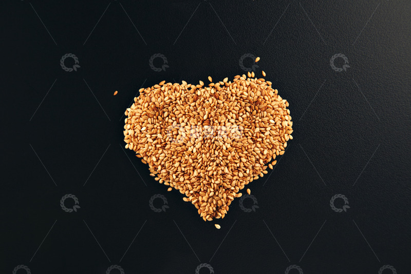 高清大图下载【趣麦麦图】麦子组成的爱心