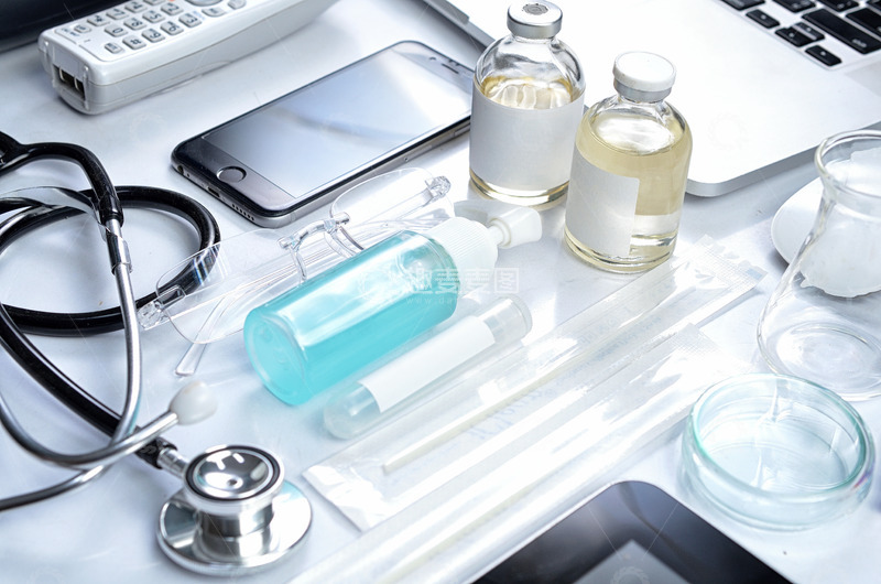 高清大图下载【趣麦麦图】医院听诊器检测试剂盒