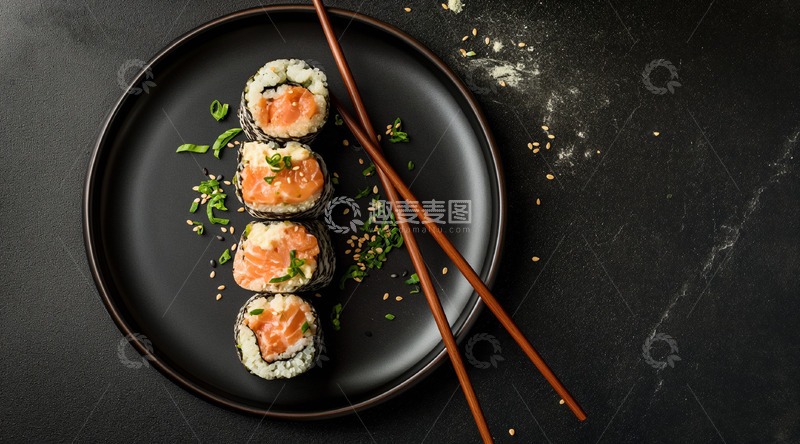高清大图下载【趣麦麦图】黑色盘子里的寿司