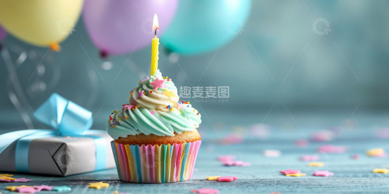 高清大图下载【趣麦麦图】生日蛋糕蜡烛烛火摄影