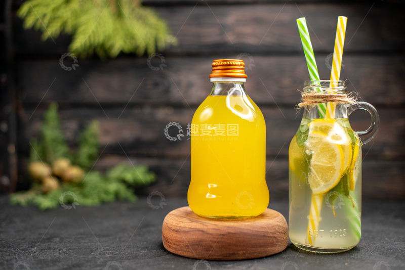 高清大图下载【趣麦麦图】新鲜柠檬水橙汁瓶