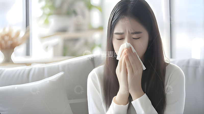高清大图下载【趣麦麦图】病毒感染感冒打喷嚏的女士