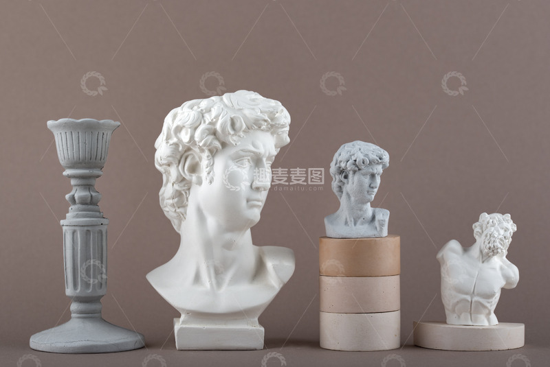 高清大图下载【趣麦麦图】古典雕塑的和谐共鸣