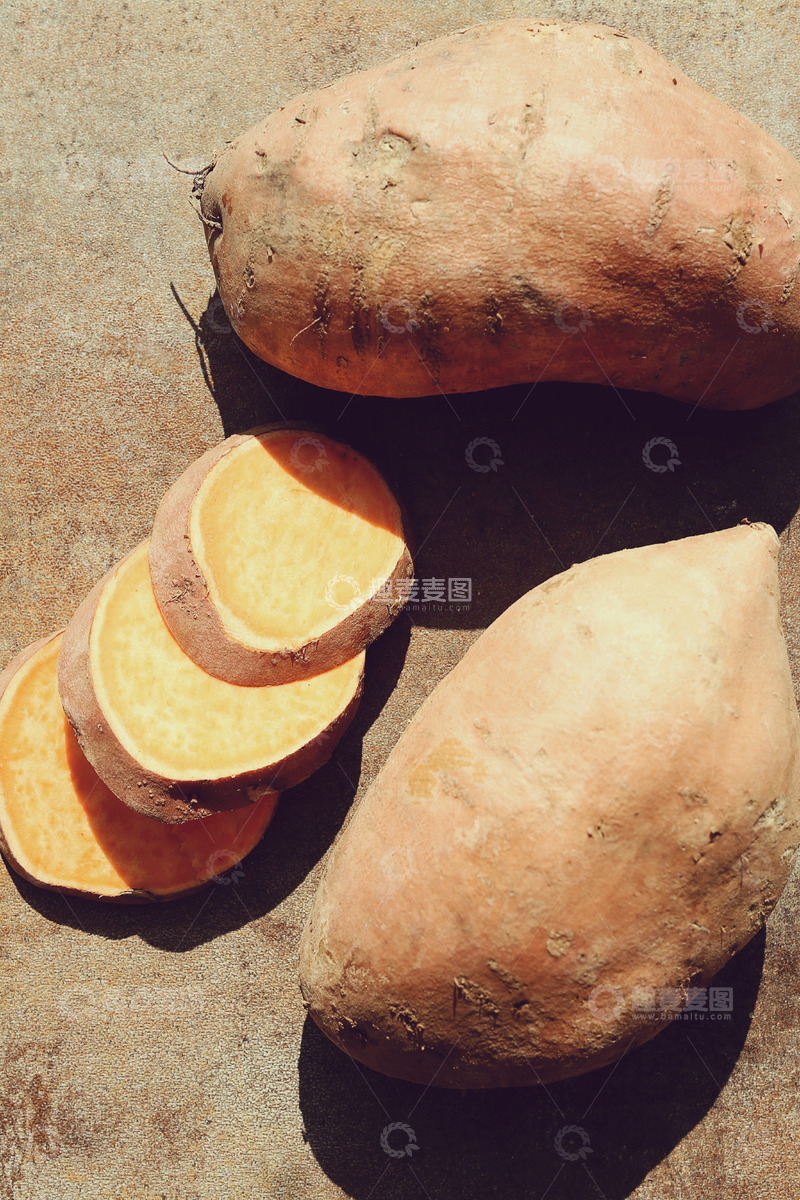 高清大图下载【趣麦麦图】秋收之实自然风味红薯