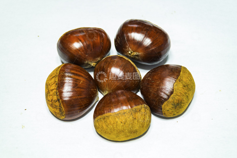 高清大图下载【趣麦麦图】温暖秋色熟栗半圆