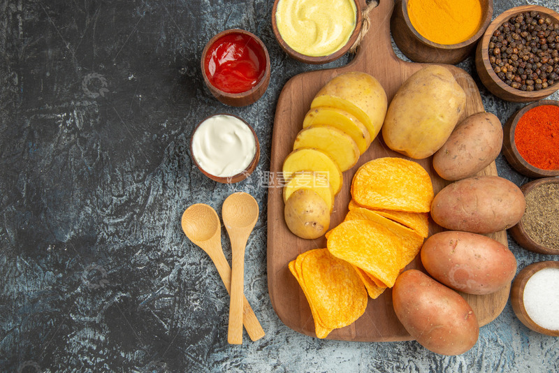 高清大图下载【趣麦麦图】厨房韵律土豆盛宴调料