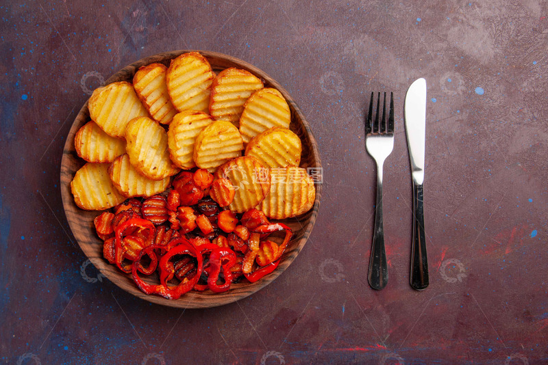 高清大图下载【趣麦麦图】简约秋冬美味的温馨餐桌