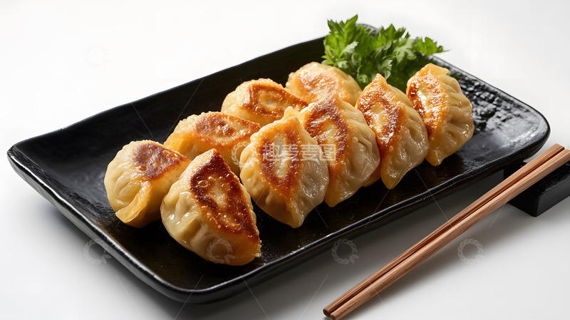 高清大图下载【趣麦麦图】金黄酥脆的煎饺中式经典小吃