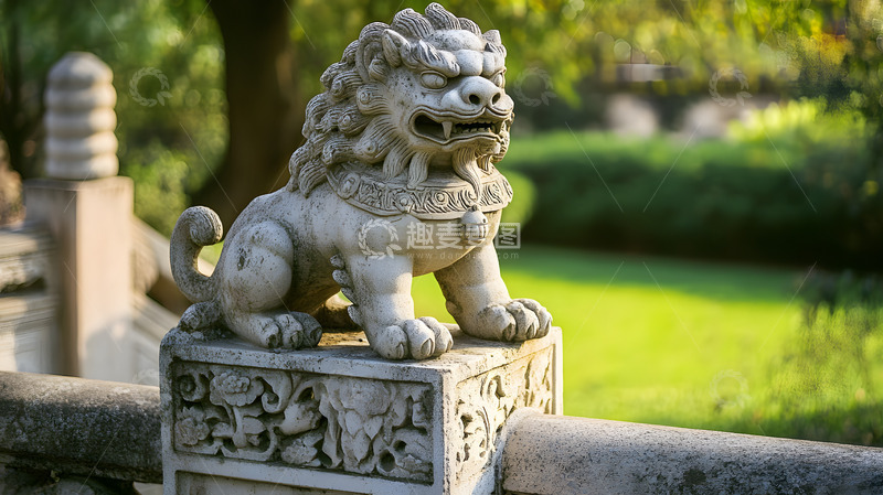 高清大图下载【趣麦麦图】庭院中的石狮雕塑绿意盎然风景