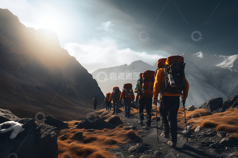 高清大图下载【趣麦麦图】登山冒险徒步旅行团