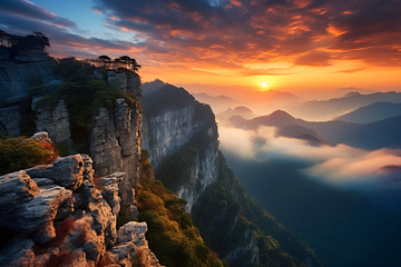 自然风景山崖上的日初