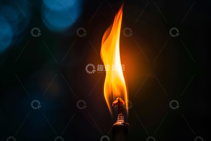高清大图下载【趣麦麦图】黑暗中的火苗