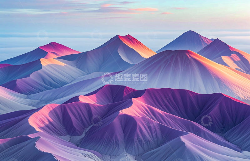 高清大图下载【趣麦麦图】紫色连绵山峰唯美大气壮观风景