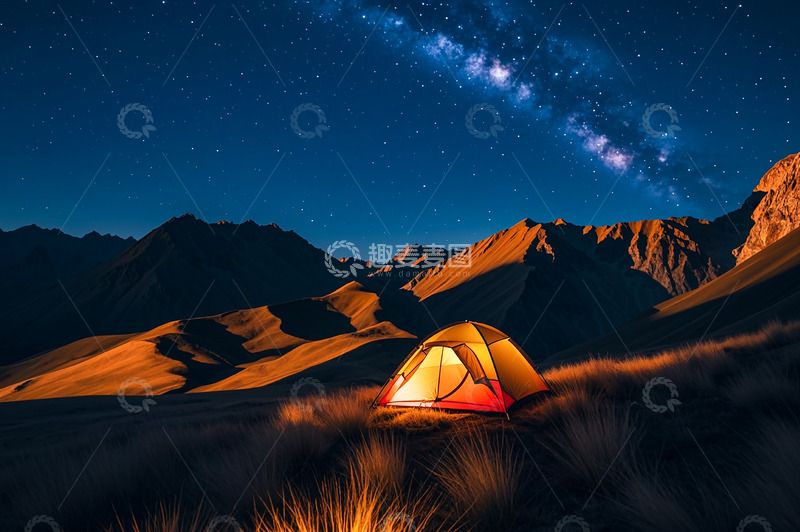 高清大图下载【趣麦麦图】大气星空夜晚山峰帐篷风景