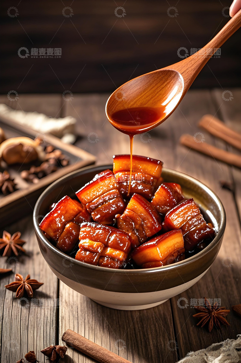 高清大图下载【趣麦麦图】勺起红烧肉汤汁美食摄影图