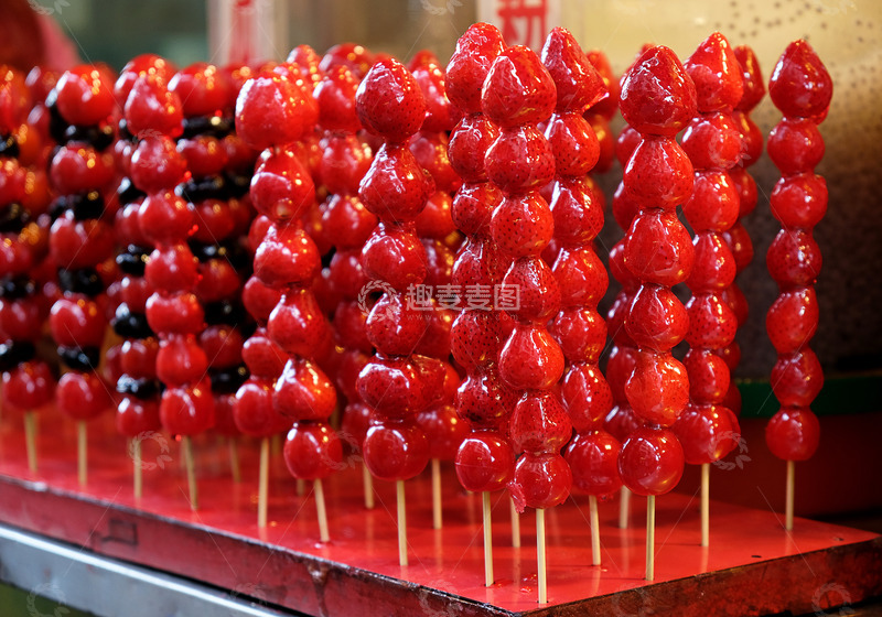 高清大图下载【趣麦麦图】鲜艳草莓糖果摊位