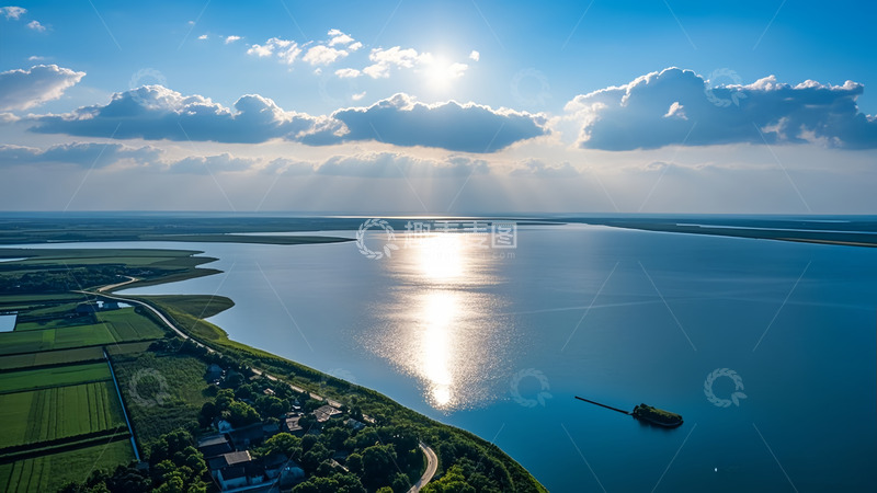 高清大图下载【趣麦麦图】沿江绿色新农村