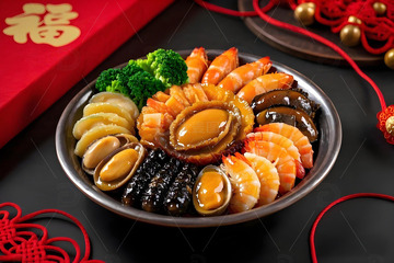 春节海鲜盆菜摄影图