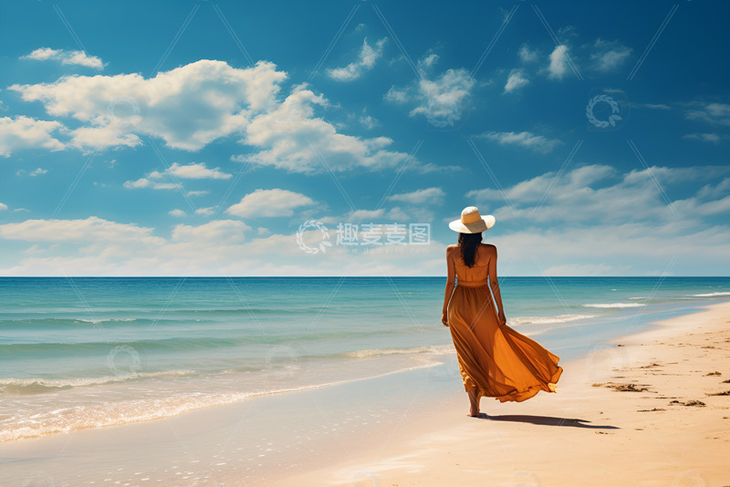高清大图下载【趣麦麦图】沙滩边散步的美女