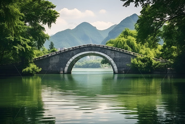 西湖上的石头拱桥