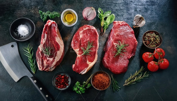 新鲜的大块牛肉