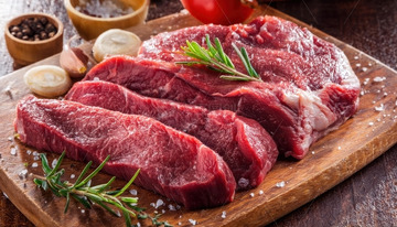 新鲜的大块牛肉18