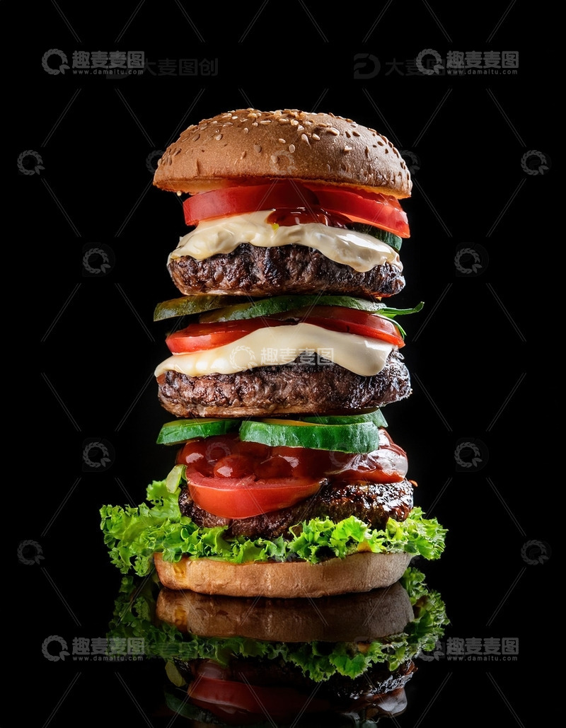 高清大图下载【趣麦麦图】层层叠叠的美味：超级多层牛肉汉堡3