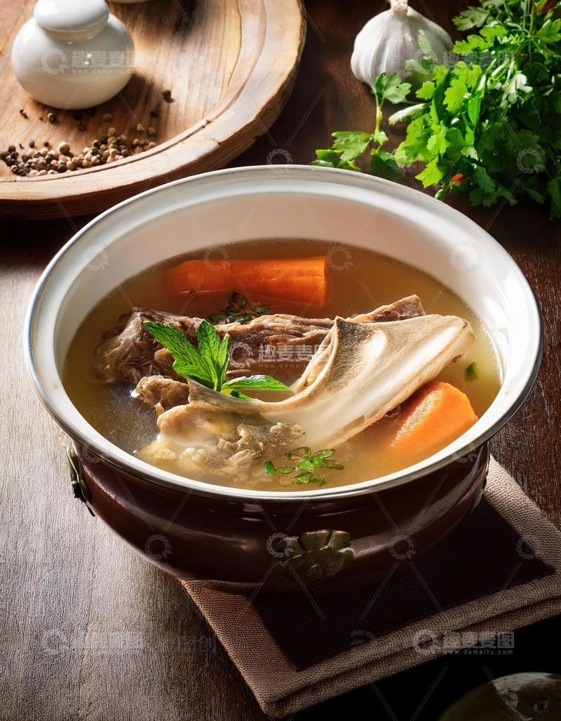 高清大图下载【趣麦麦图】碗里大骨汤高汤