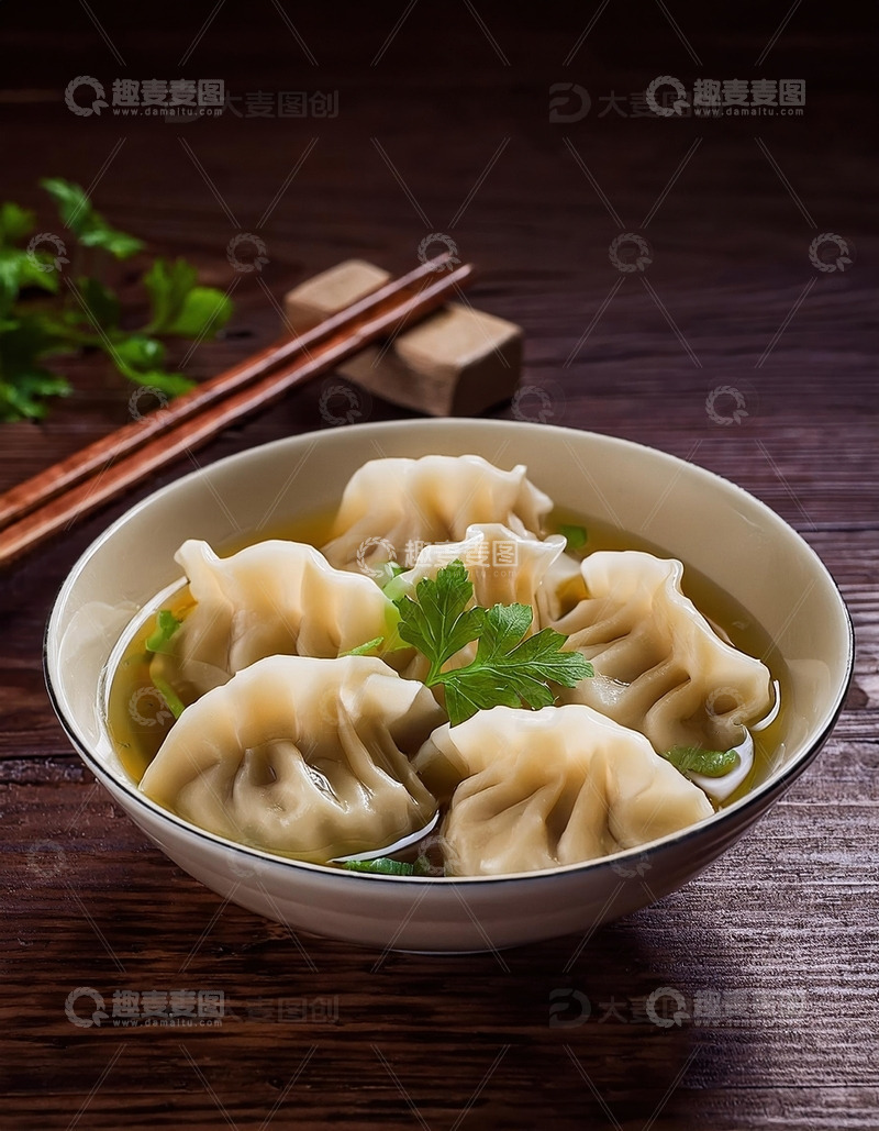 高清大图下载【趣麦麦图】家的味道：新鲜制作的水饺4