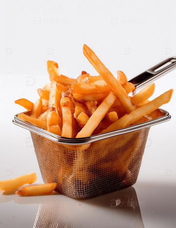 薯条与金属篮的简约美1