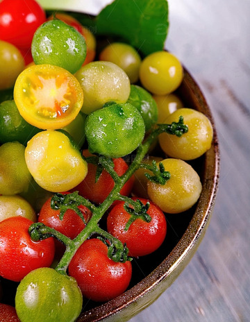 五彩小番茄 - 健康与色彩的盛宴2