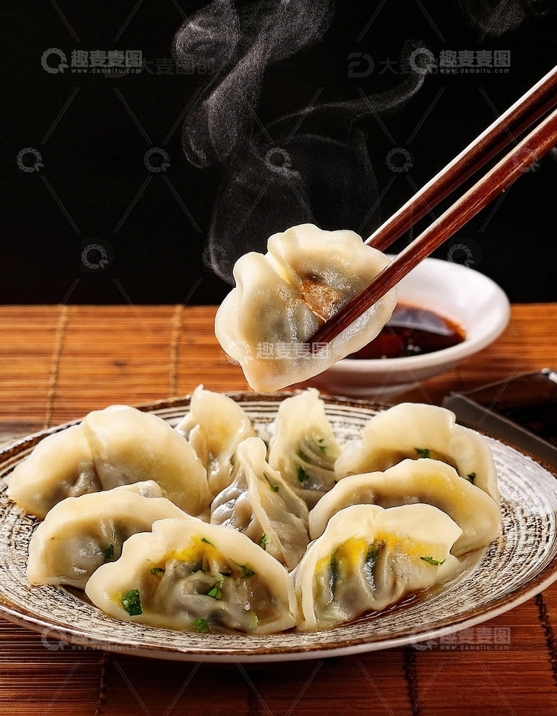 高清大图下载【趣麦麦图】家的味道：新鲜制作的水饺