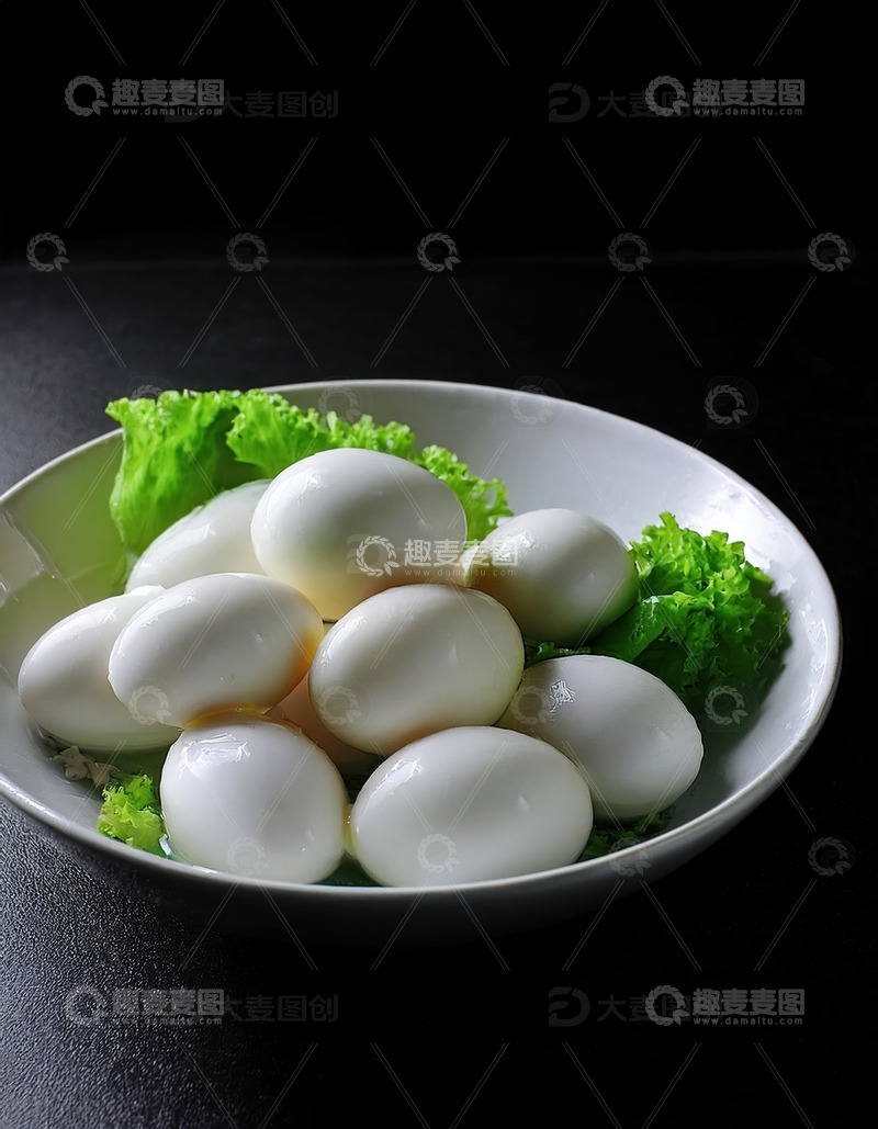 高清大图下载【趣麦麦图】-鹌鹑蛋拼盘 - 精致美食的艺术呈现2