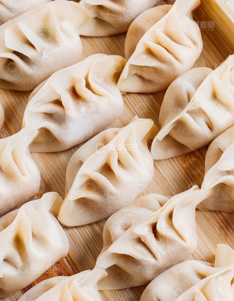 高清大图下载【趣麦麦图】手工艺术：未煮水饺的自然美1