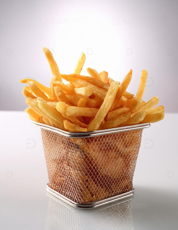 薯条与金属篮的简约美4