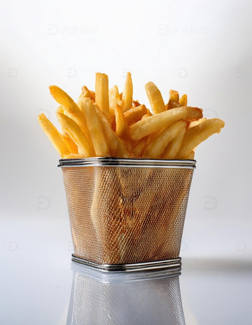 薯条与金属篮的简约美5